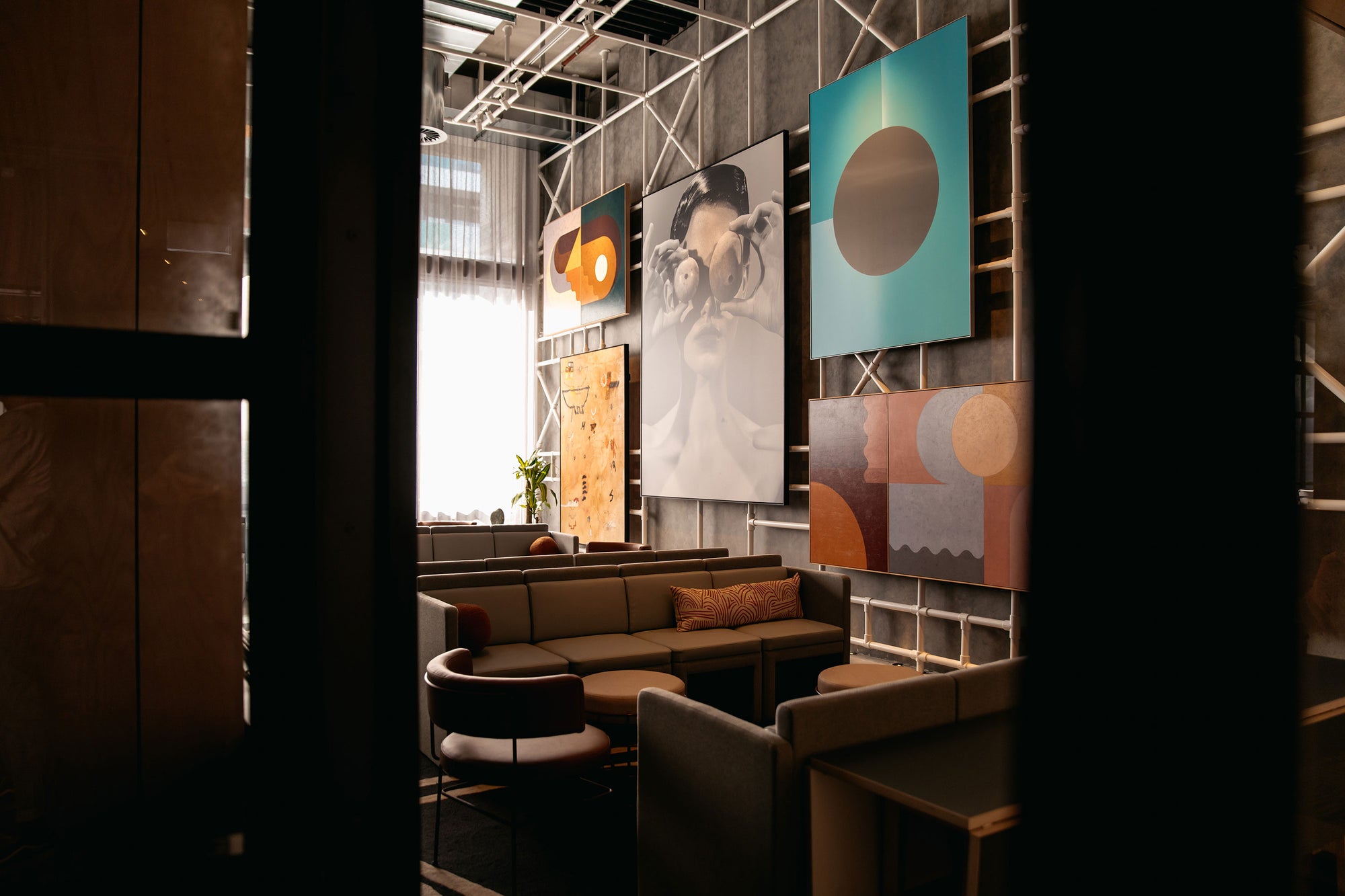 Moxy Sydney Airport Hotel